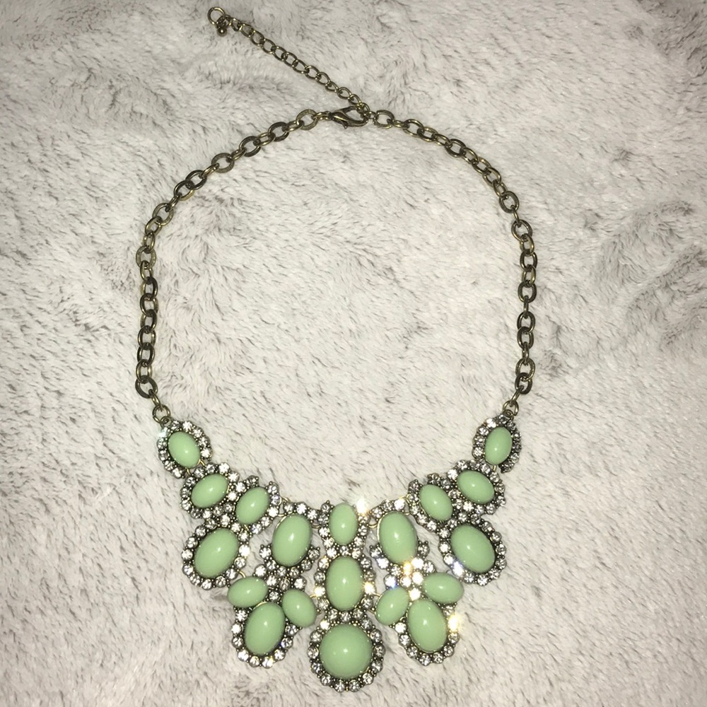 Statement necklace